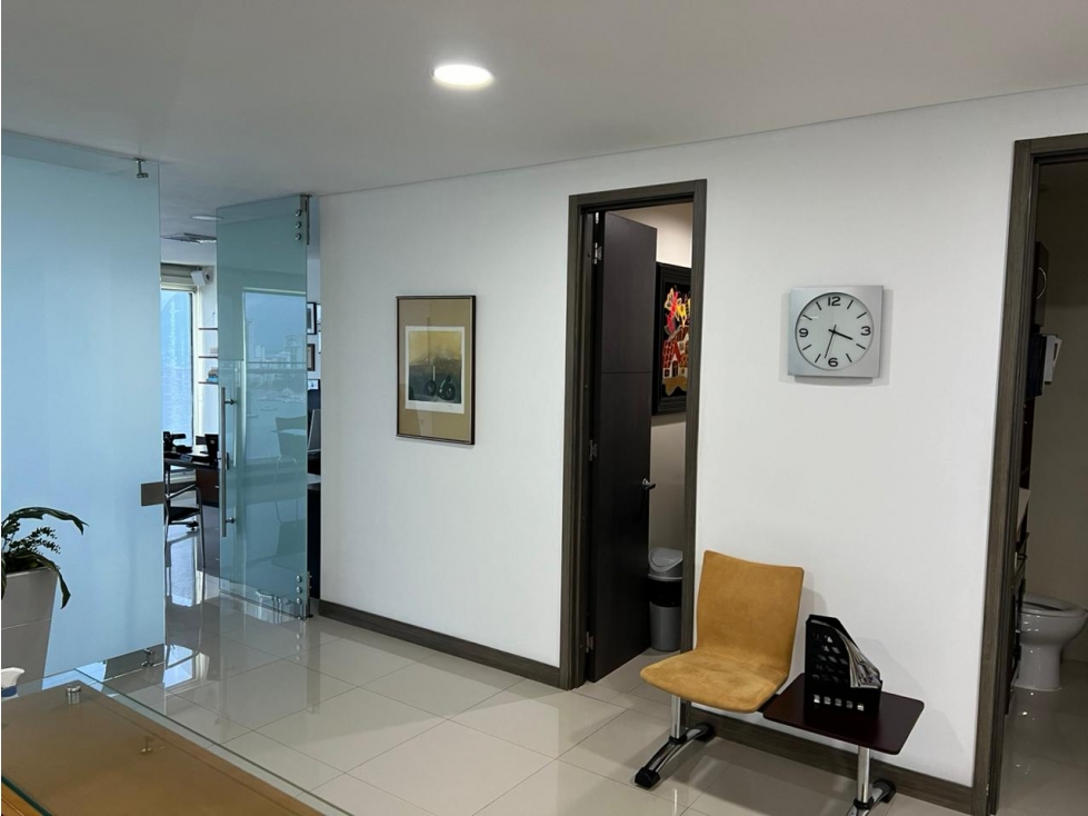 Oficina a la venta en Bocagrande - 3