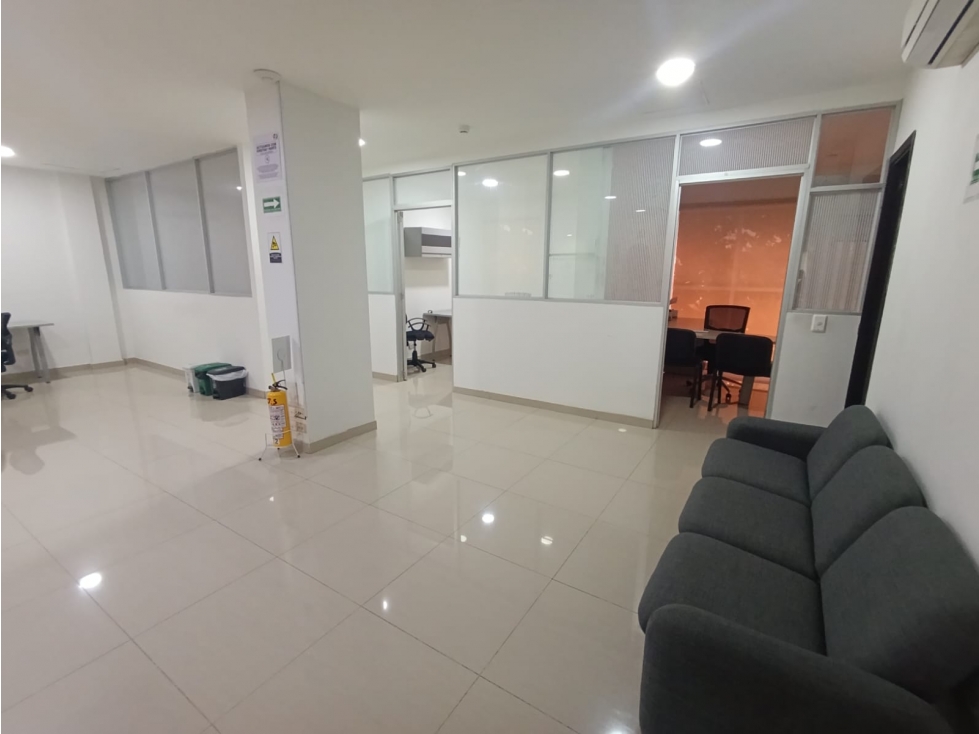 Oficina en Arriendo, Barrio el Bosque — foto 2