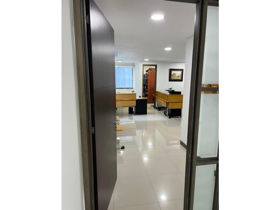 Oficina a la venta en Bocagrande - 4