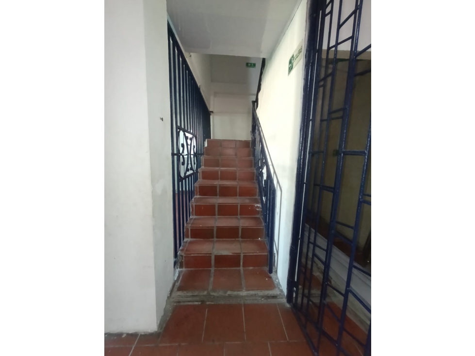 Local en arriendo, barrio el carmen — foto 4