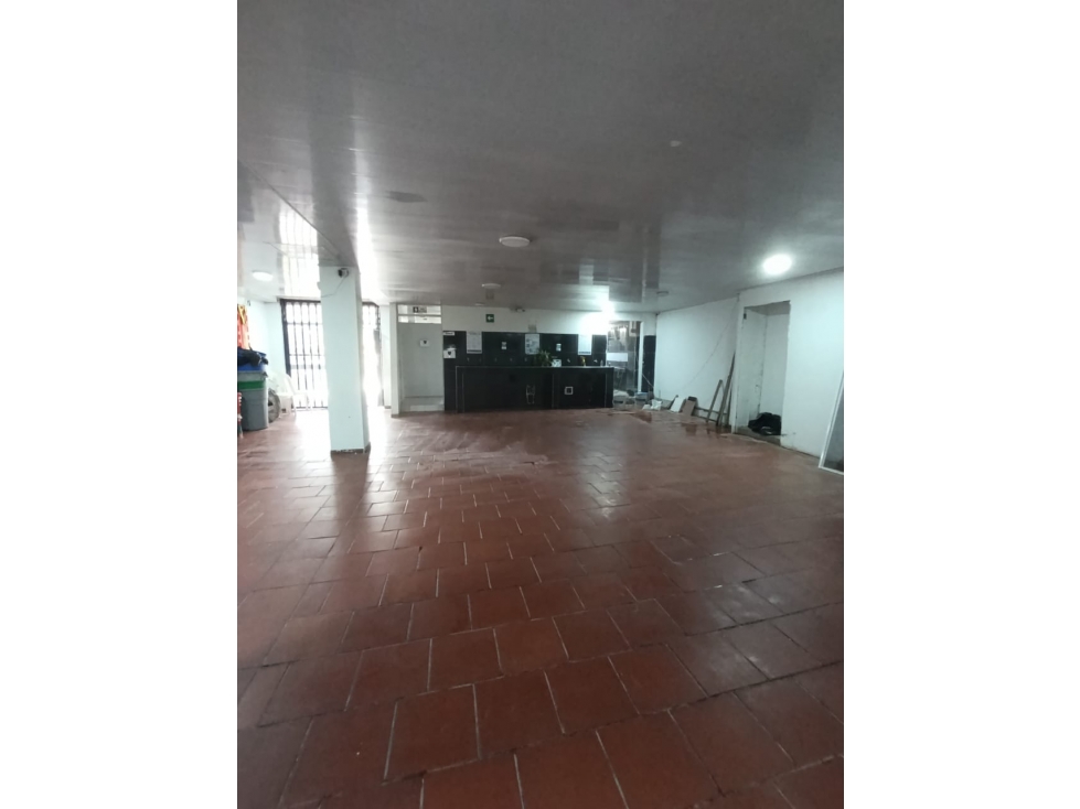 Local en arriendo, barrio el carmen — foto 5