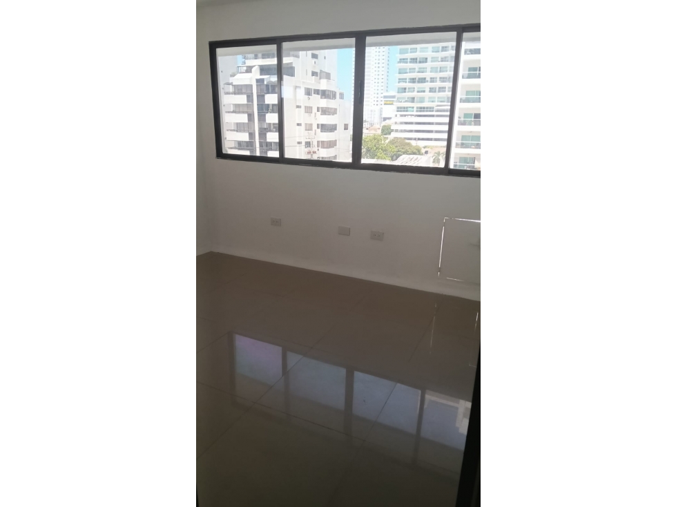 Consultorio/Oficina en Arriendo - Barrio Bocagrande — foto 3