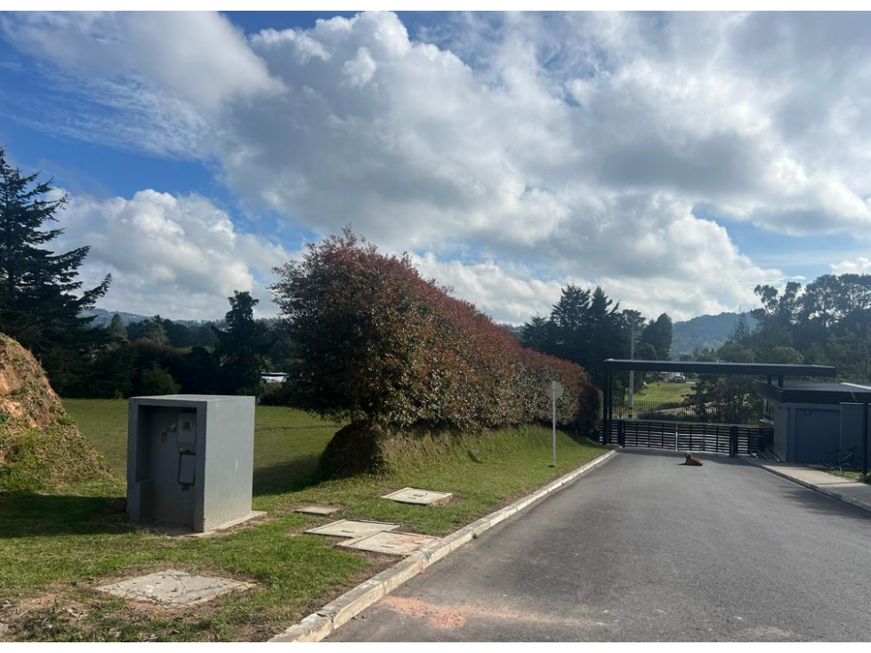 VENTA LOTE EN ORIENTE - 1