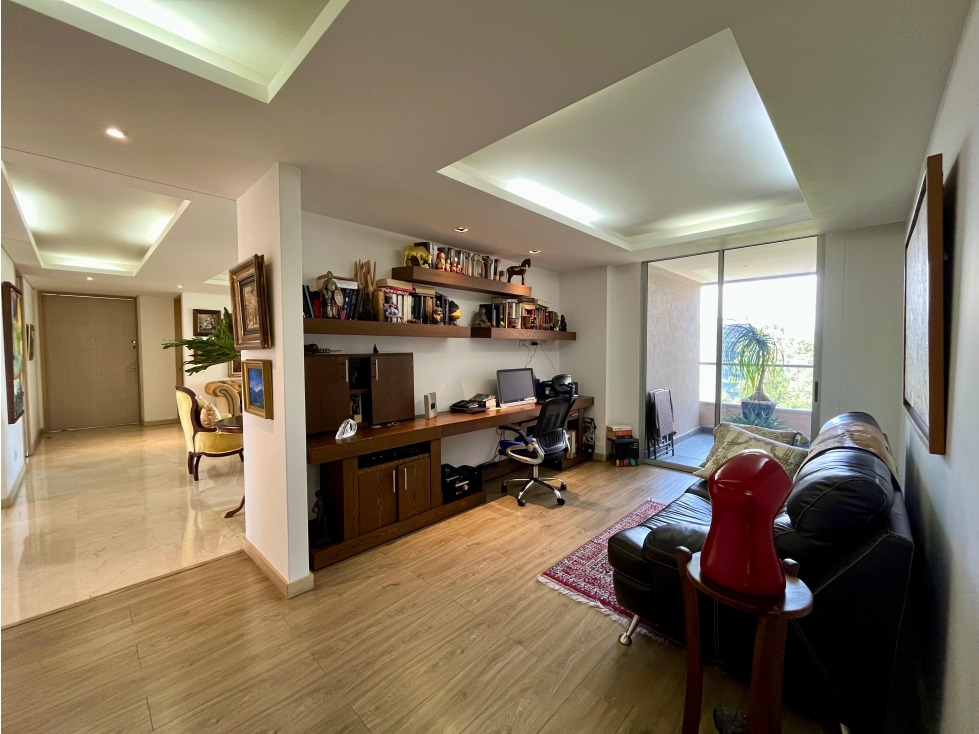 Venta Apartamento - El Tesoro — foto 2