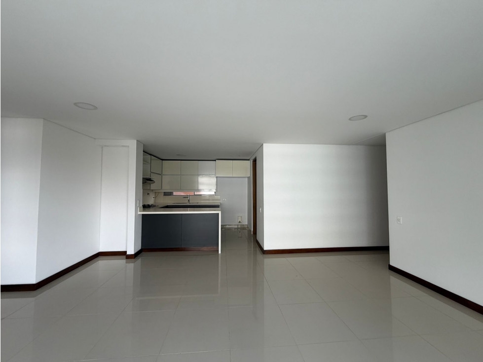 Arriendo Apartamento - Los Balsos
