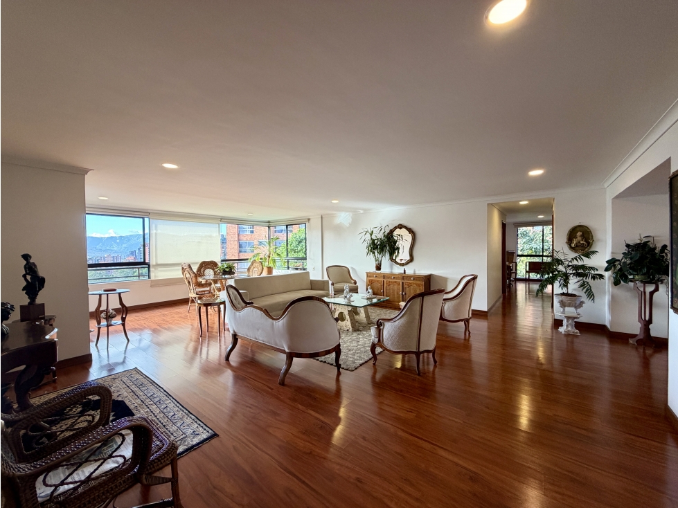 Venta Apartamento - Los Balsos