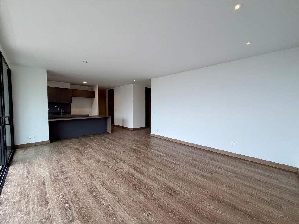 Arriendo - Apartamento- Los Balsos — foto 2