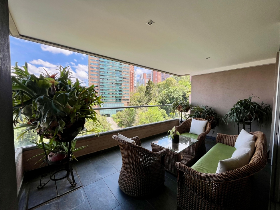 Venta Apartamento - El Tesoro — foto 3