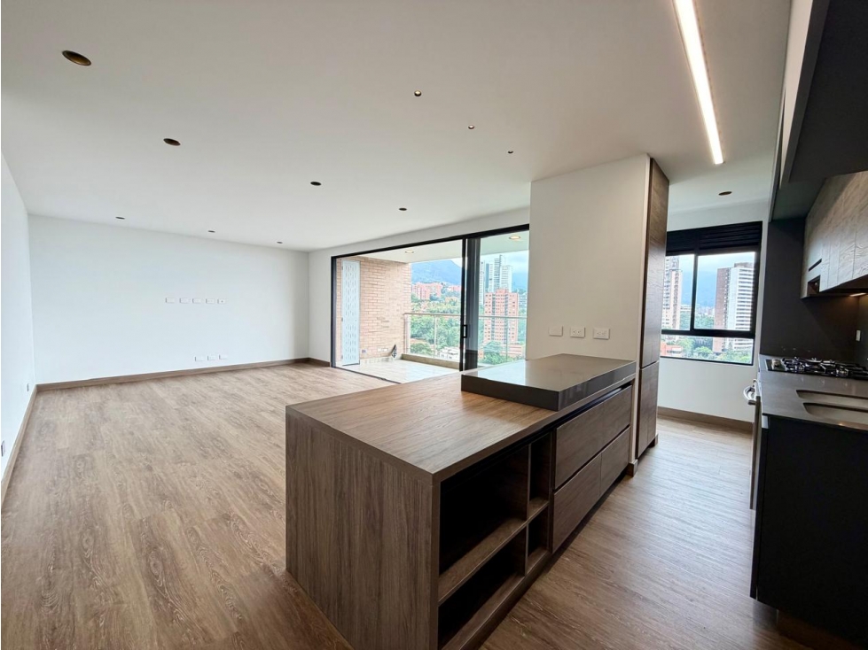 Arriendo Apartamento - Los Balsos — foto 3