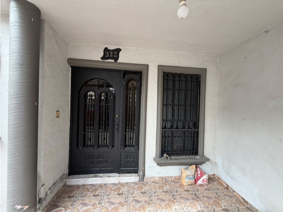 VENTA DE CASA EN JARDINES DE CASA BLANCA - 2