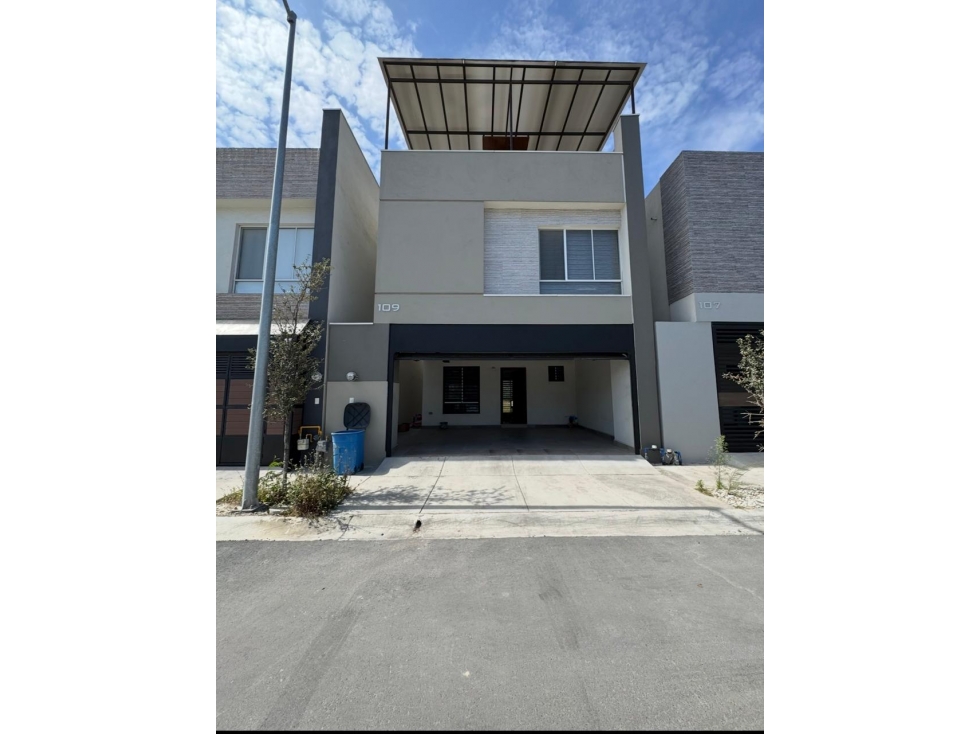 CASA EN VENTA EN TORENTO RESIDENCIAL APODACA, N.L.