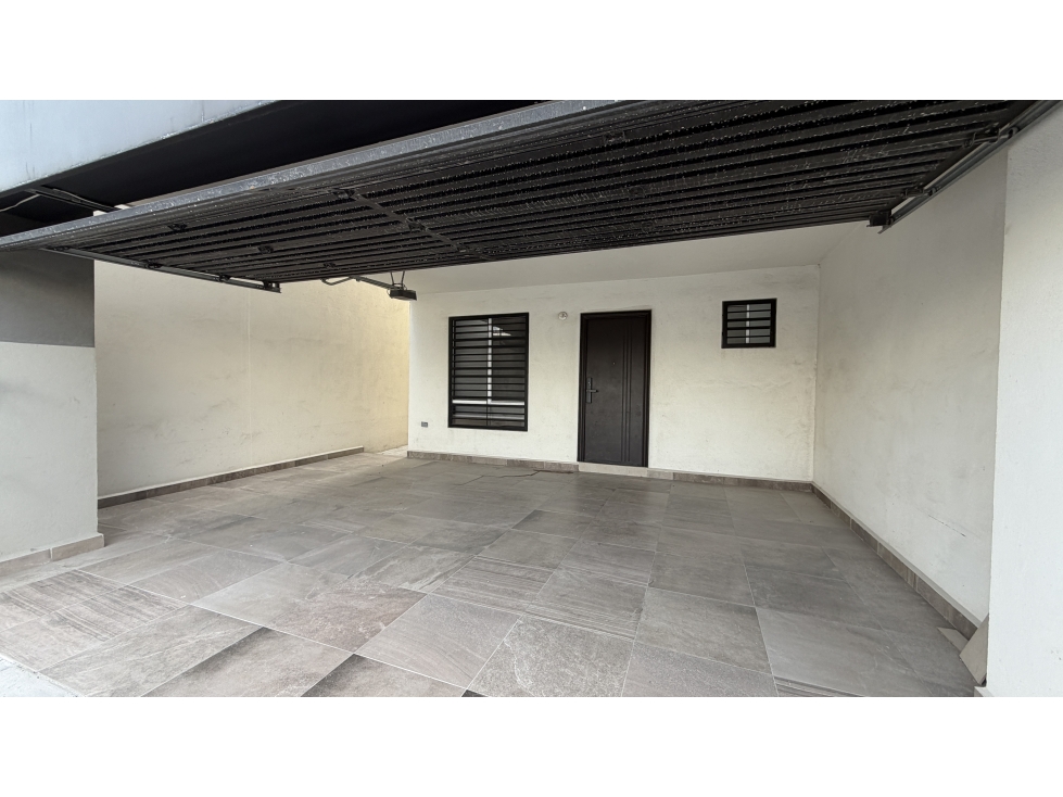 CASA EN VENTA EN TORENTO RESIDENCIAL APODACA, N.L. — foto 2