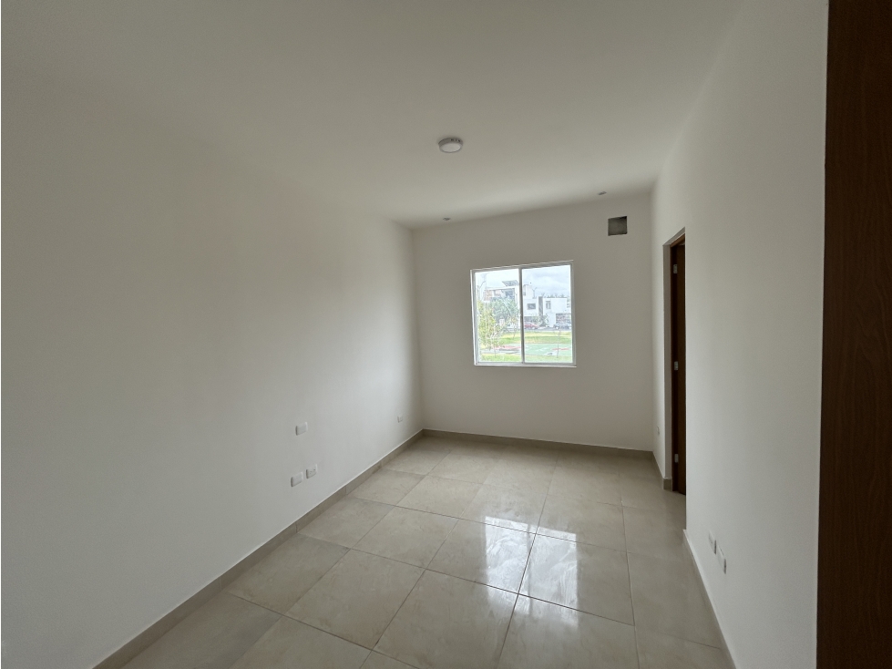 RENTA DE CASA EN VILLAS COLONIALES, APODACA, N.L. — foto 3