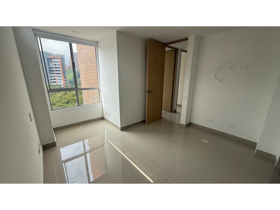 APARTMENTO EN ENVIGADO LA INTERMEDIA — foto 4