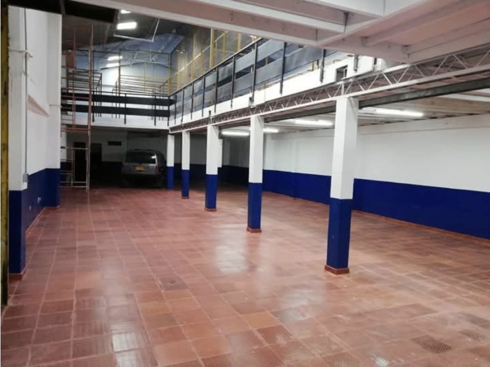 BODEGA EN VENTA BARRIO OLAYA, BOGOTA — foto 3