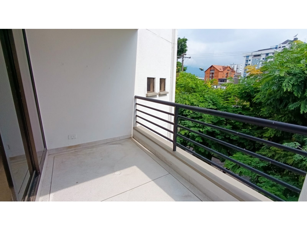 Apartamento en venta en el exclusivo sector de Pinares