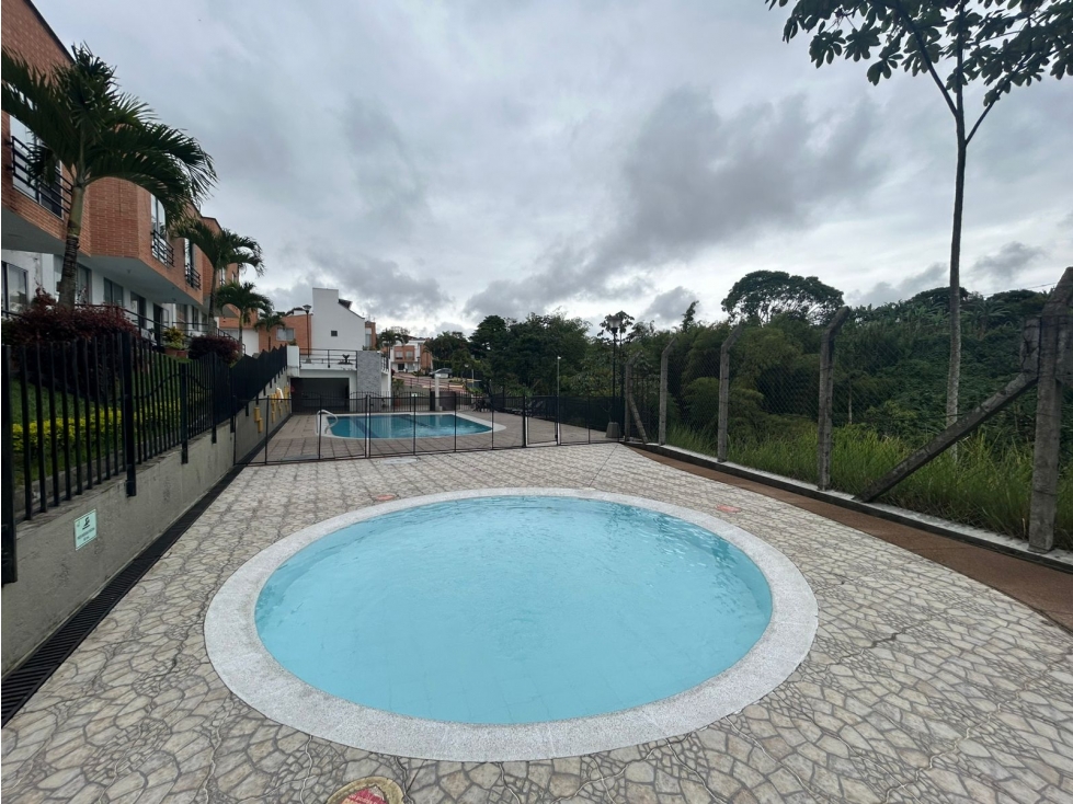 Espectacular Casa en Venta en el Sector de La Villa, Pereira — foto 2