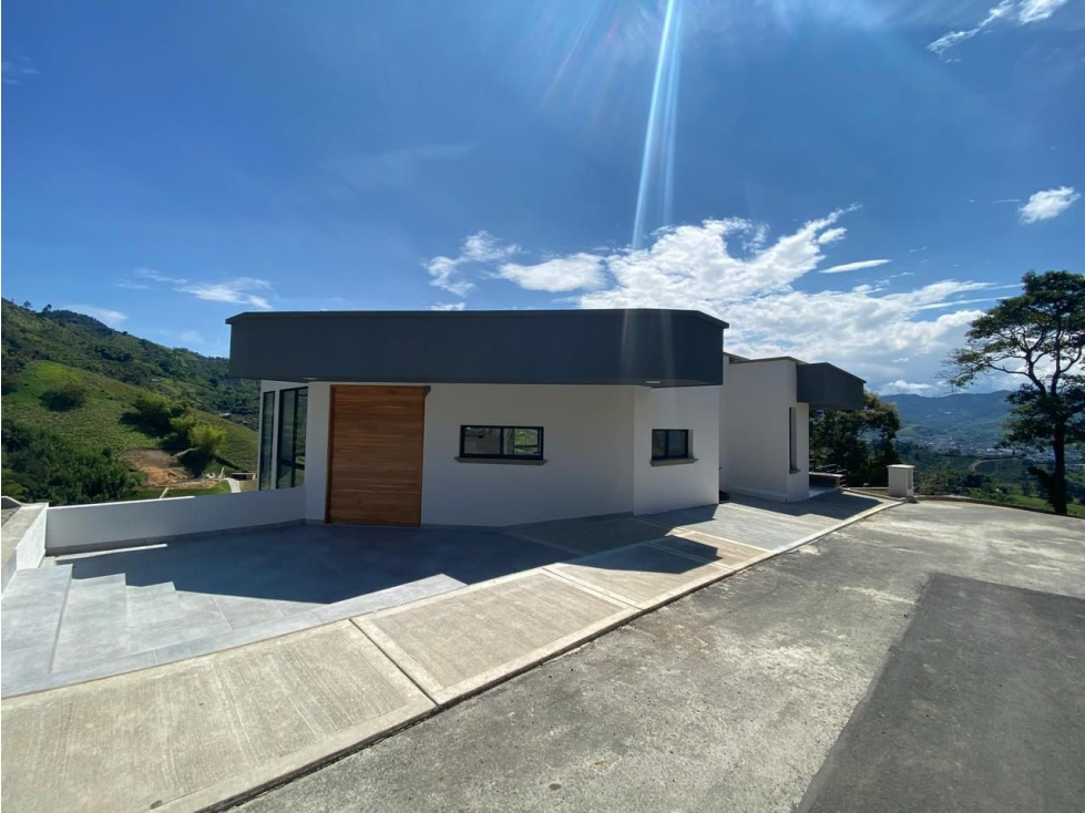 Casa Campestre en Venta Sector La Romelia - El Pollo - 5