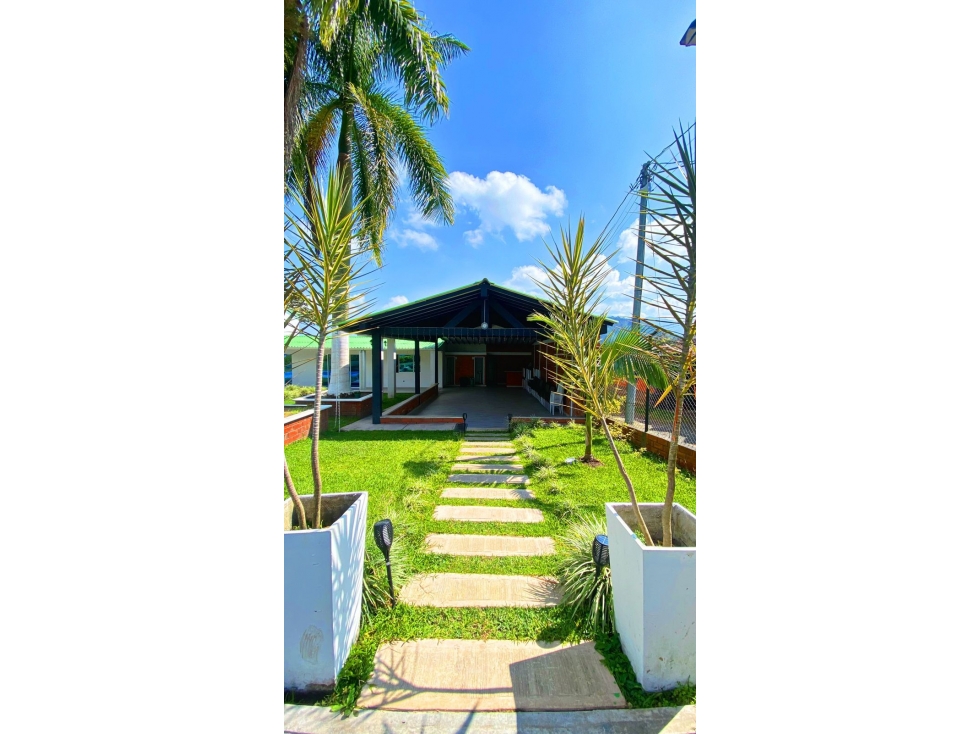Venta de espectacular casa campestre en Santa Rosa - 1