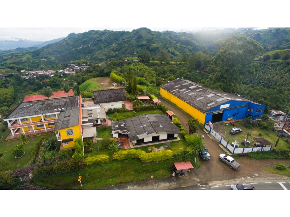 Casa Campestre en Venta Vía Armenia, Vereda Guacari