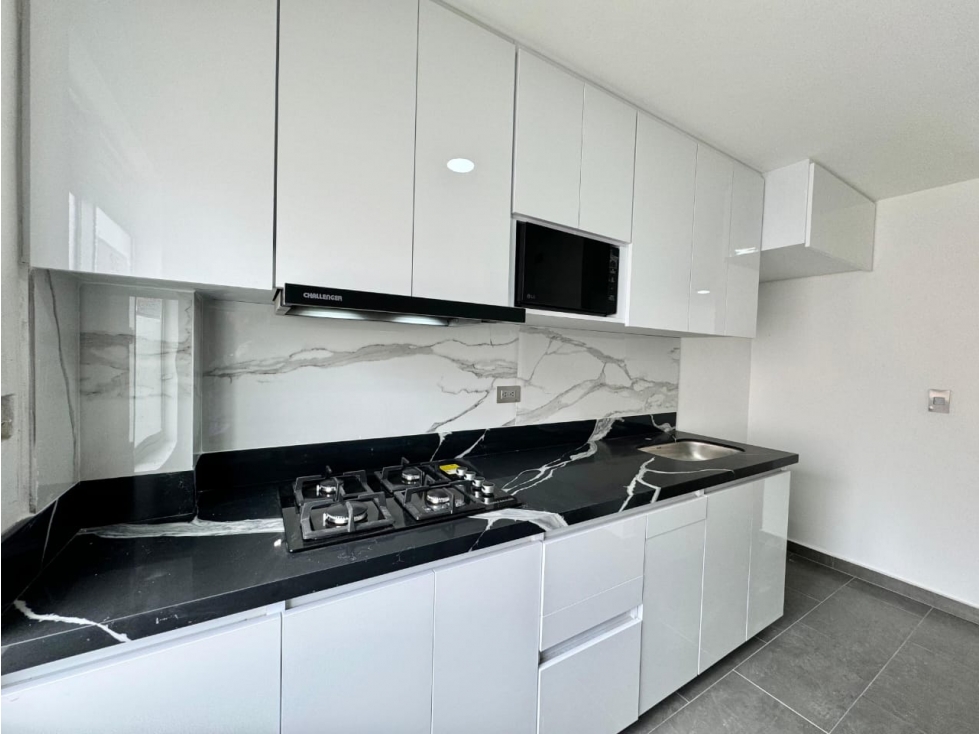 Venta de Casa Unifamiliar en la Avenida Sur Pereira
