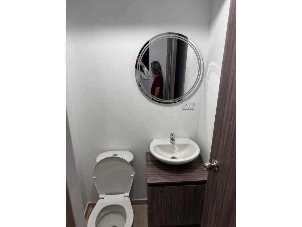 SE VENDE CONFORTABLE APARTAMENTO EN LA CONDINA — foto 5