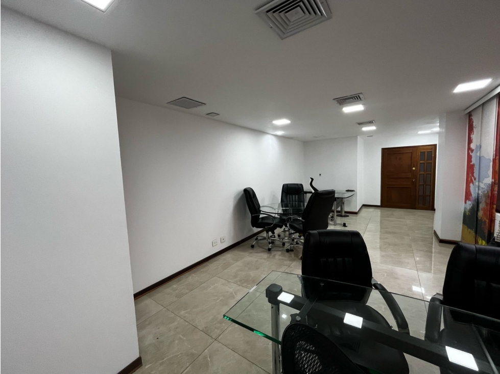 Oficina en venta en el centro de Pereira - 1
