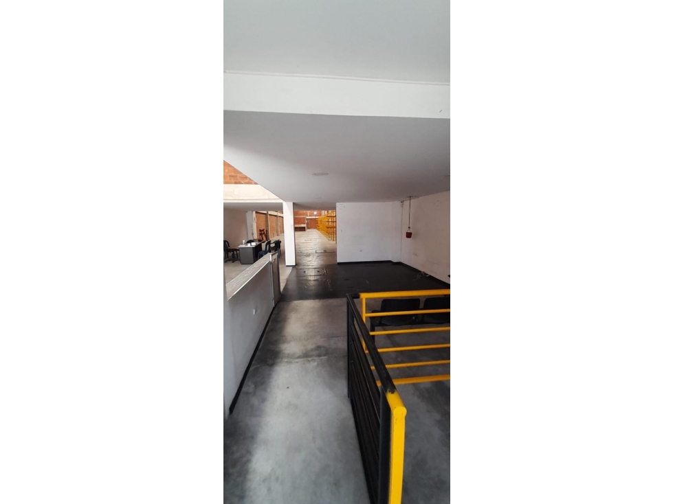 Bodega en Venta Zona Comercial de Tuluá, Barrio Tomás Uribe - 6