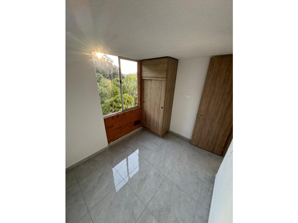 APARTAMENTO EN VENTA EL POBLADO — foto 2