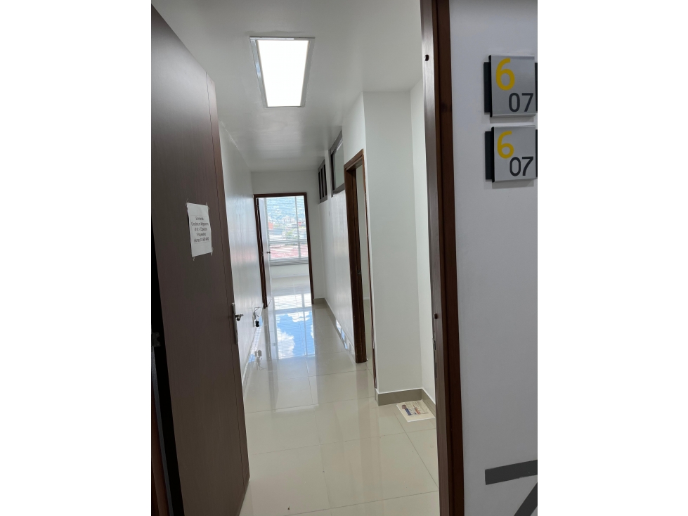 Consultorio en renta megacentro Pinares