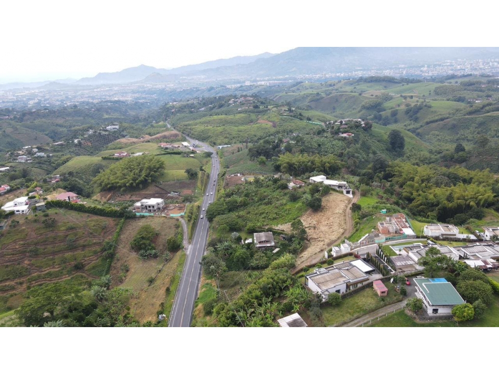 Lote independiente en venta en La Condina, Pereira