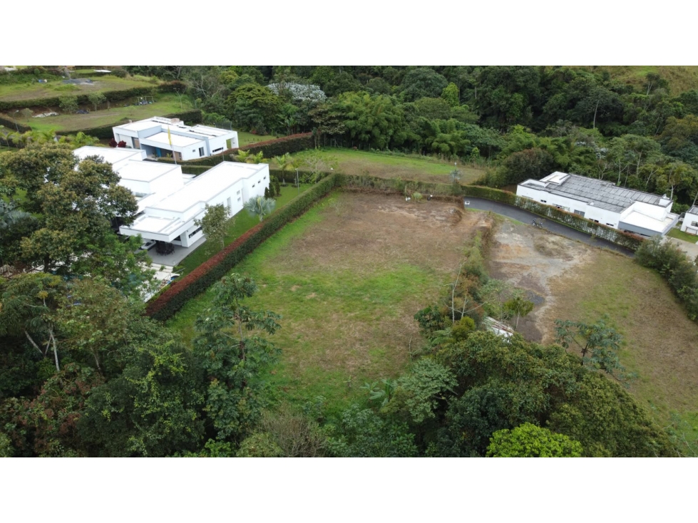 LOTE EN VENTA VÍA ARMENIA PEREIRA