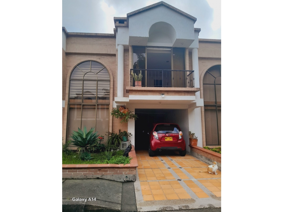 Se Vende Casa Amplia y Acogedora en el Barrio Milán, Dosquebradas