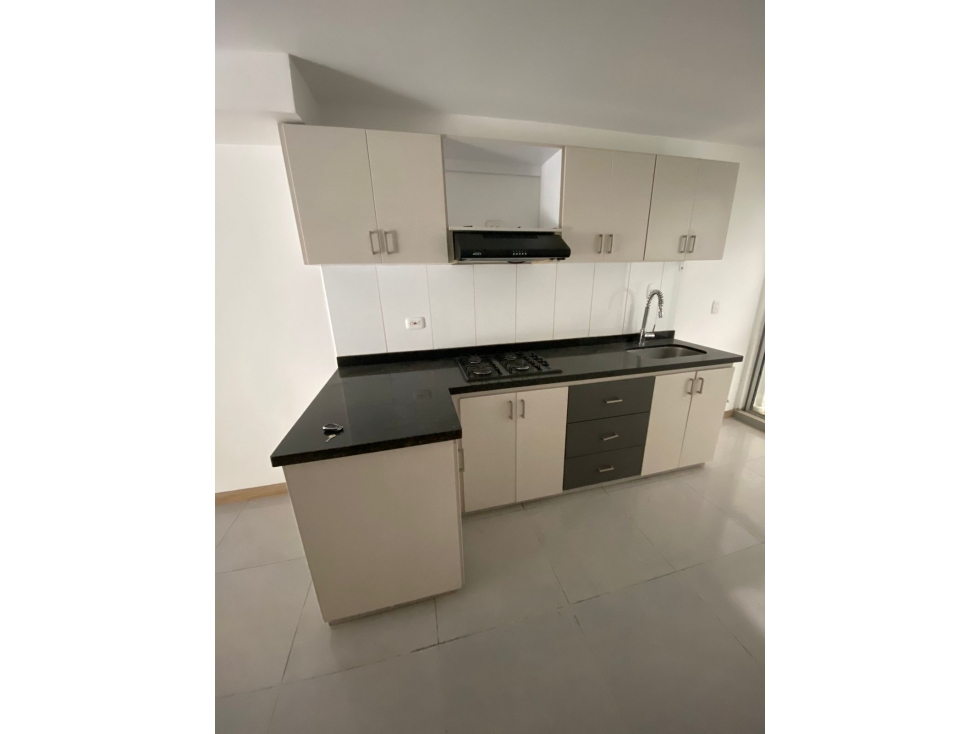 ¡Gran oportunidad! Casa de 3 pisos en conjunto cerrado en venta — foto 4