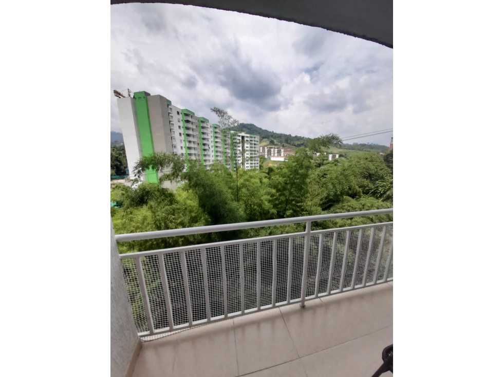 Apartamento remodelado en venta en Dosquebradas — foto 2