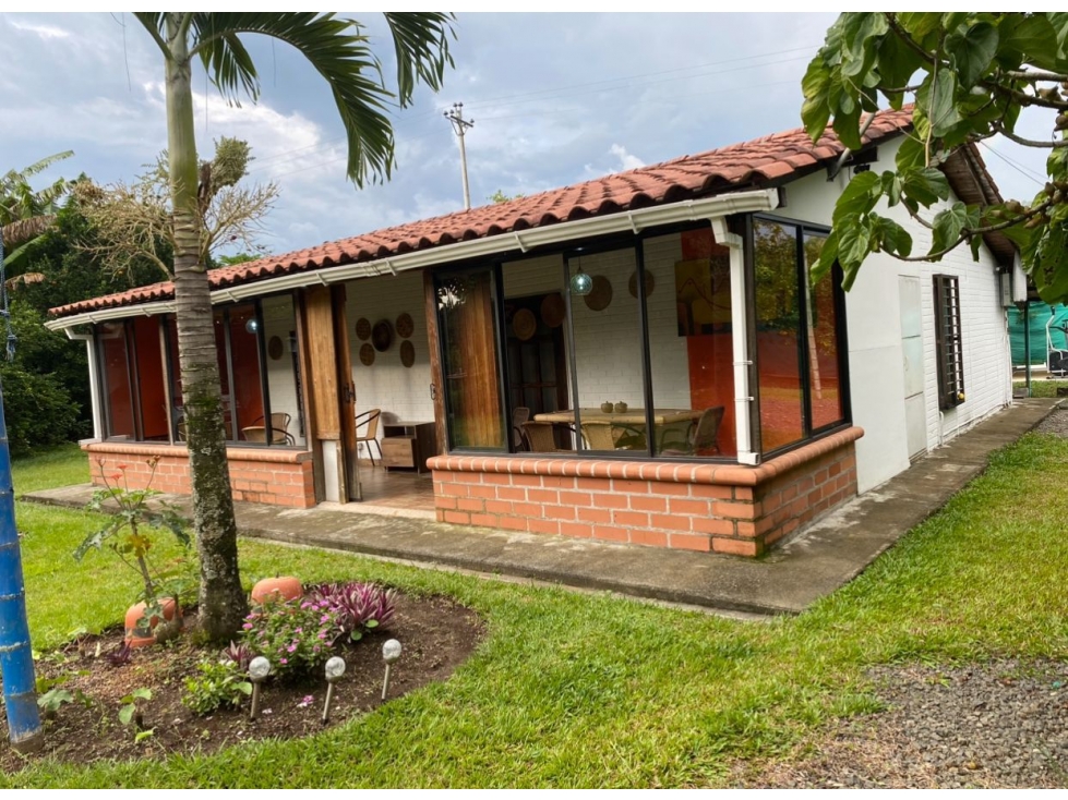 Hermosa casa campestre en venta Combia