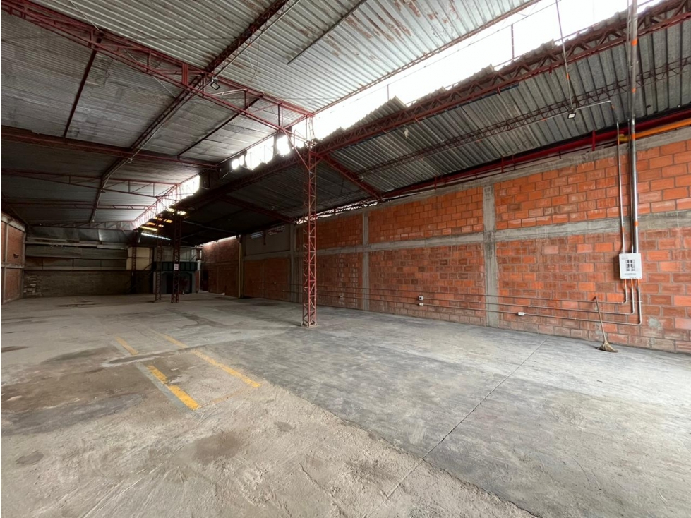 Bodega en renta Dosquebradas, sector La Macarena - 2
