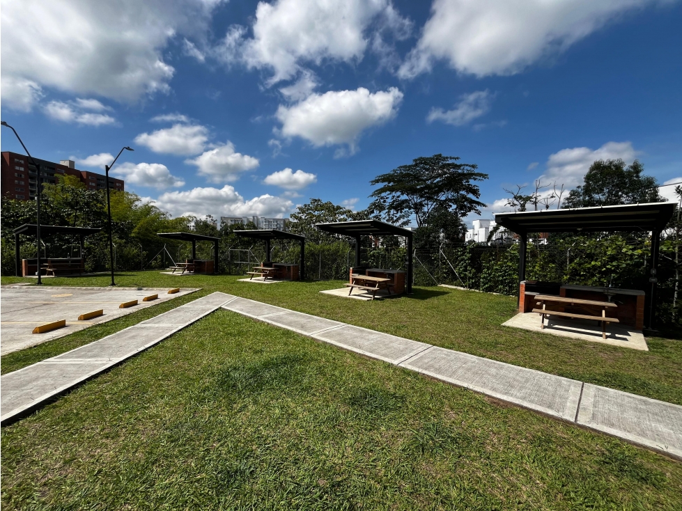 Apartamento en venta en Galicia Primer piso — foto 5