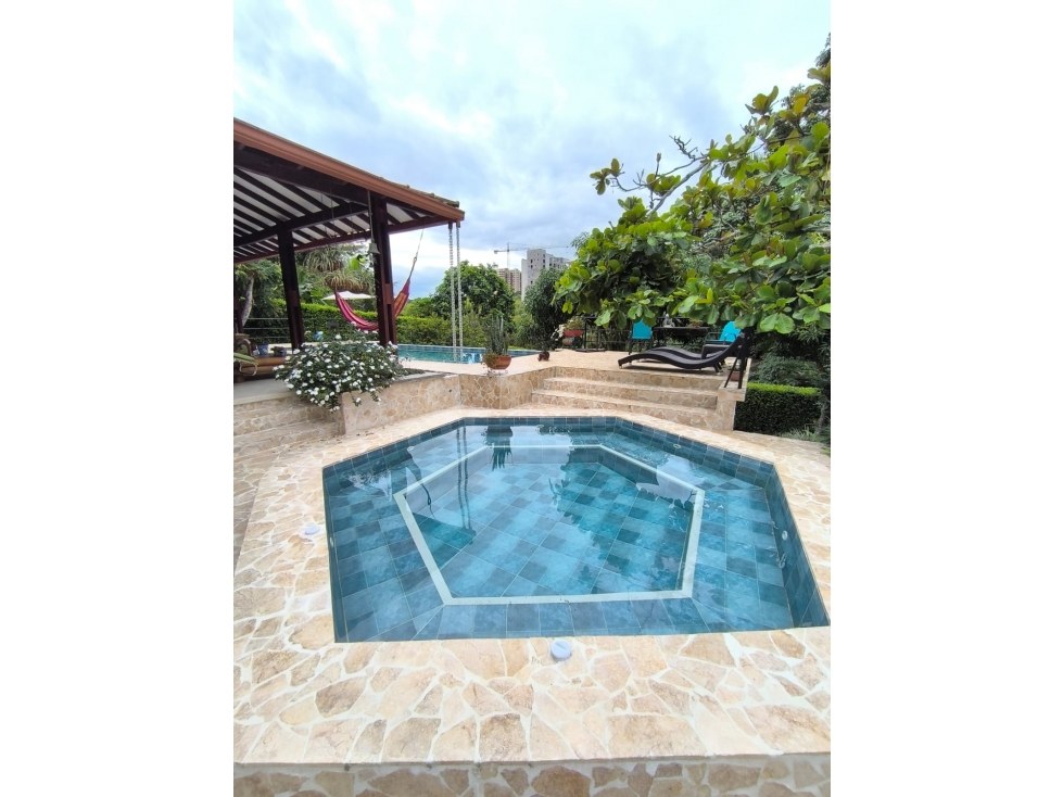 Venta de Casa Campestre en Cerritos