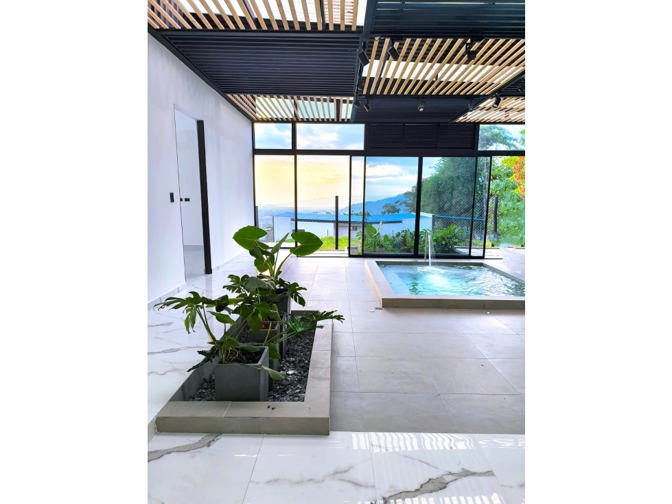 SE VENDE CASA CAMPESTRE DE LUJO DOSQUEBRADAS - 1