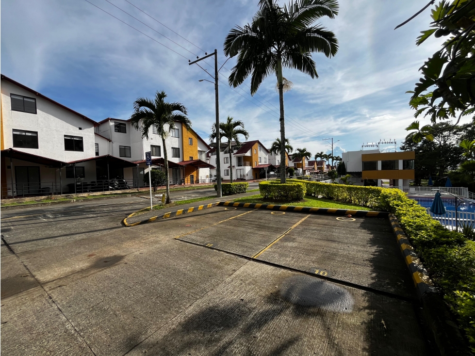 Amplia casa remodelada en excelente ubicación Avenida Sur, Pereira — foto 2