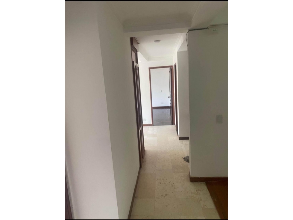 Amplia Casa de 3 Niveles en Venta - Los Álamos, Pereira — foto 3