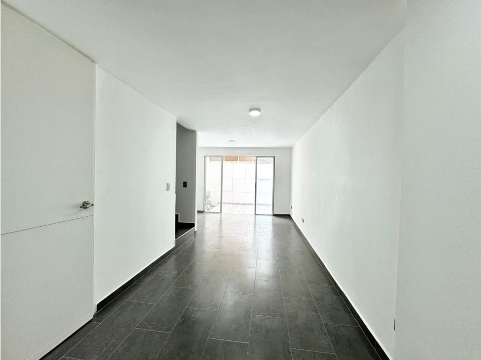 Venta de Casa Unifamiliar en la Avenida Sur Pereira — foto 2