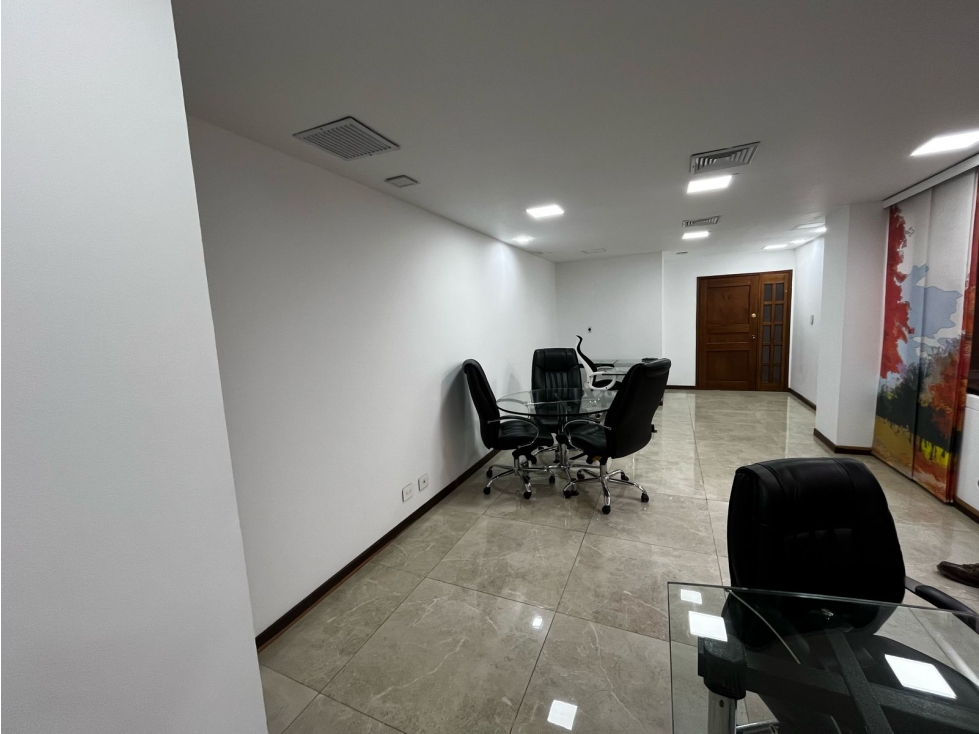 Oficina en venta en el centro de Pereira - 2