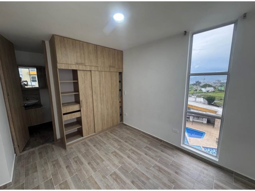 Apartamento en venta en Dosquebradas Sector Frailes — foto 5