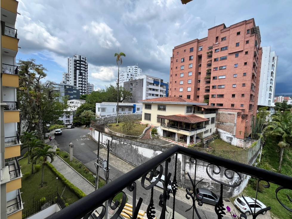 Se renta espectacular apartamento en exclusivo sector de Los Alpes