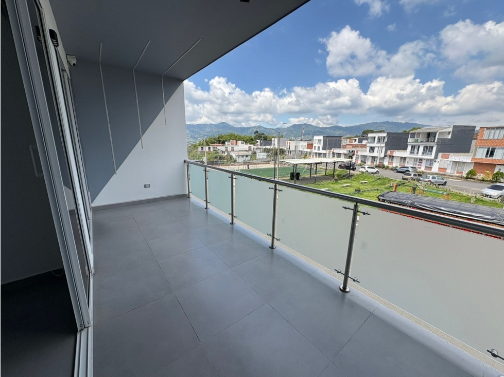 Casa de tres niveles en venta el japon dosquebradas