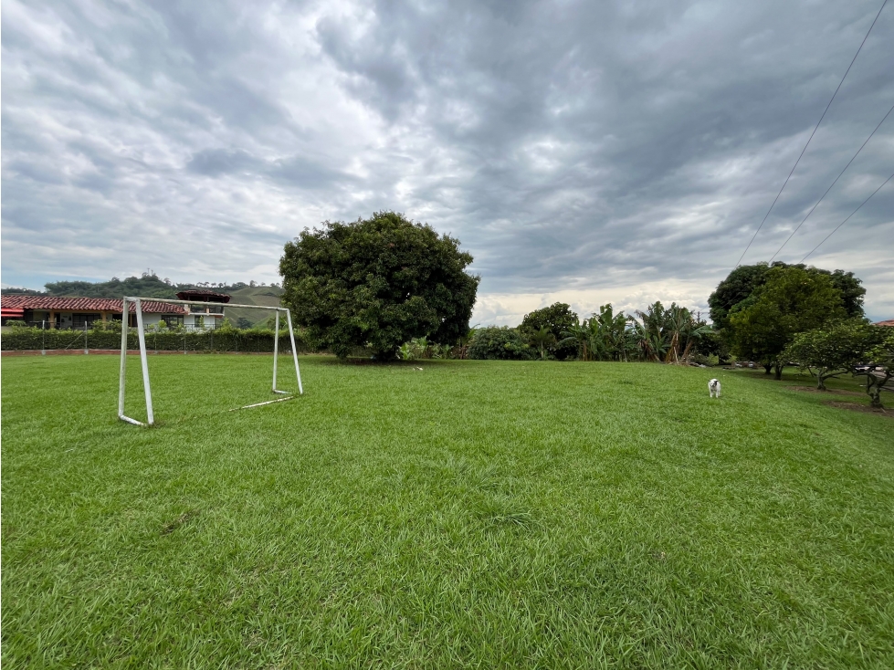 Lote en venta en Combia — foto 2