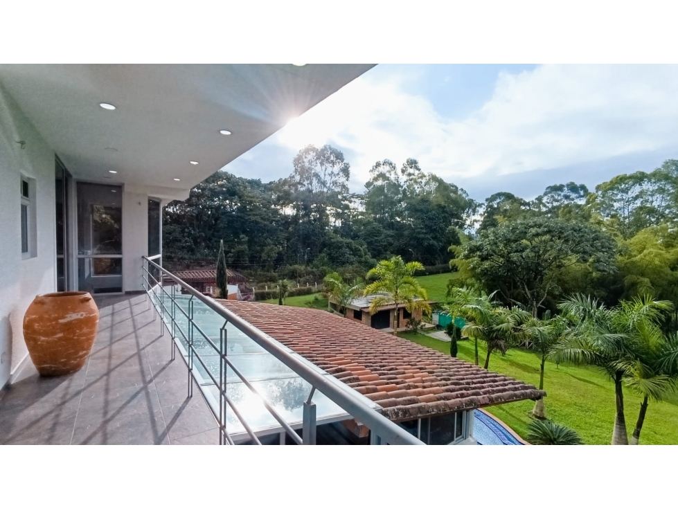 ¡Hermosa casa campestre en venta en Punto 30, vÃ­a Armenia!