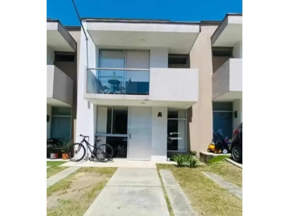 Se Vende Hermosa, Amplia y Acogedora Casa en Dosquebradas - 1